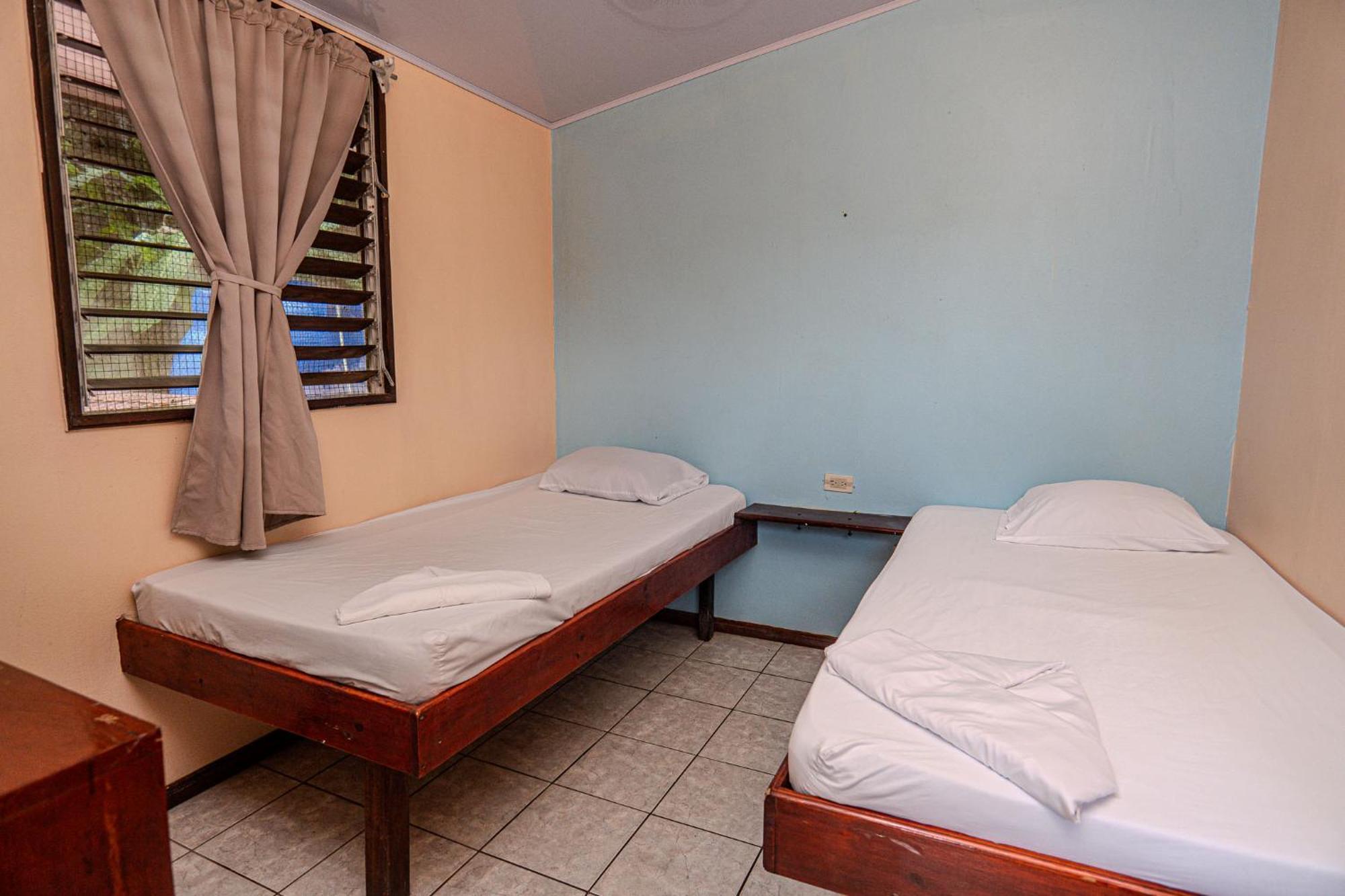 Costa Linda Art Hostel 曼努埃尔安东尼奥 外观 照片