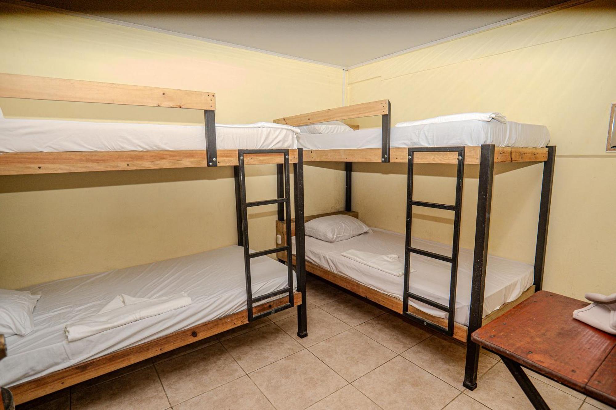 Costa Linda Art Hostel 曼努埃尔安东尼奥 外观 照片
