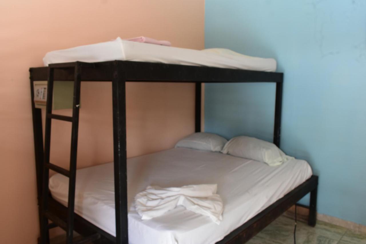 Costa Linda Art Hostel 曼努埃尔安东尼奥 外观 照片