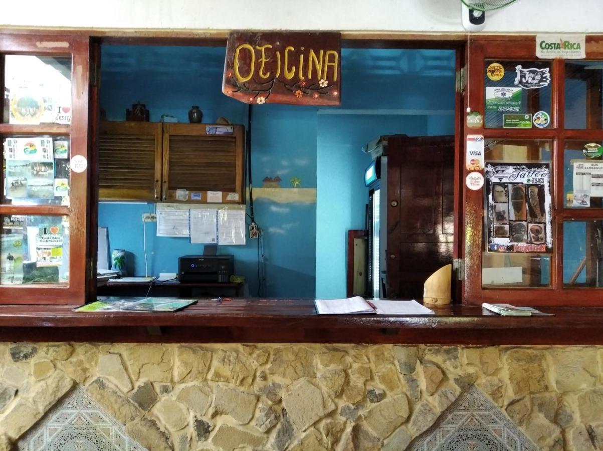 Costa Linda Art Hostel 曼努埃尔安东尼奥 外观 照片